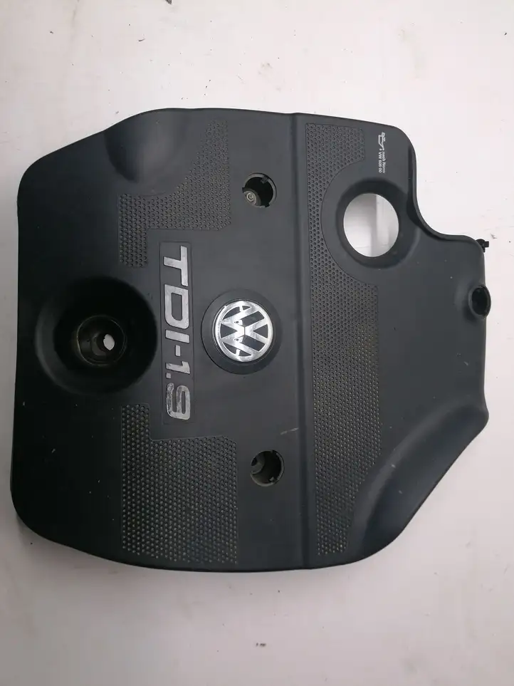 Volkswagen Golf IV (1998 - 2005) 012784A Крышка двигателя декоративная — фото 2