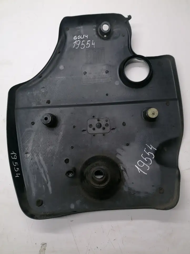 Volkswagen Golf IV (1998 - 2005) 012784A Крышка двигателя декоративная — фото 3