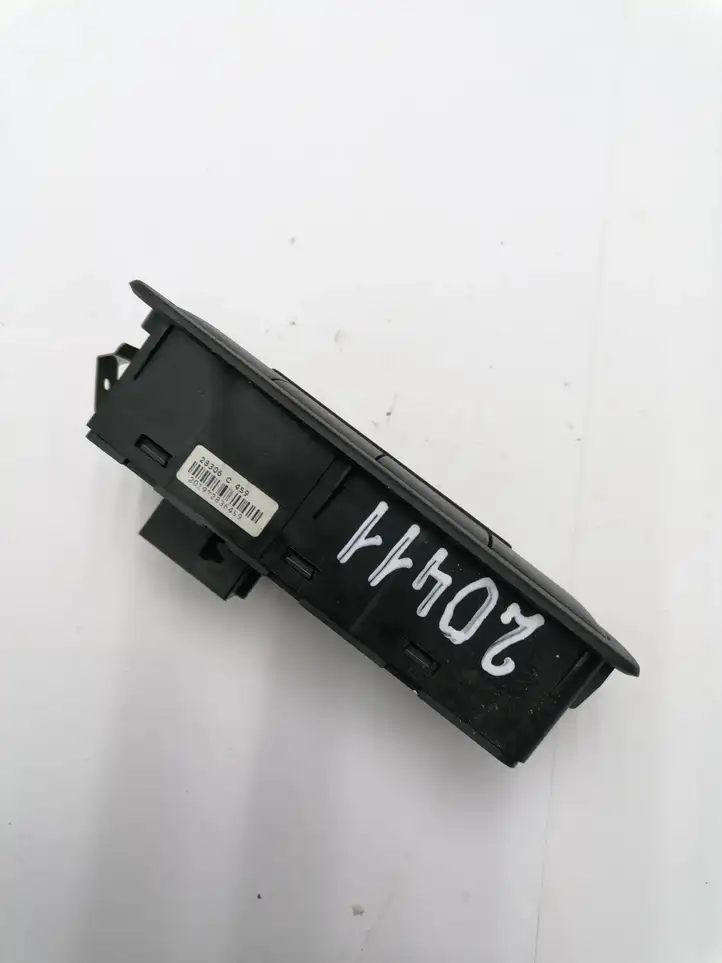 Fiat Punto (199) (2005 - 2018) 735367268 Включатель фонарей — фото 2