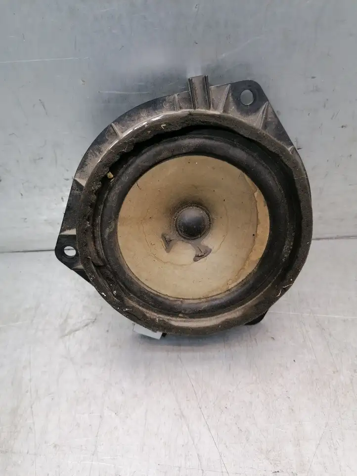 Toyota Yaris Verso (1999 - 2005) 8616052030 Динамики передних дверей — фото 1