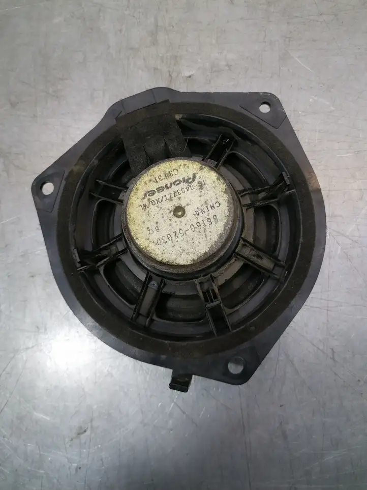 Toyota Yaris Verso (1999 - 2005) 8616052030 Динамики передних дверей — фото 2