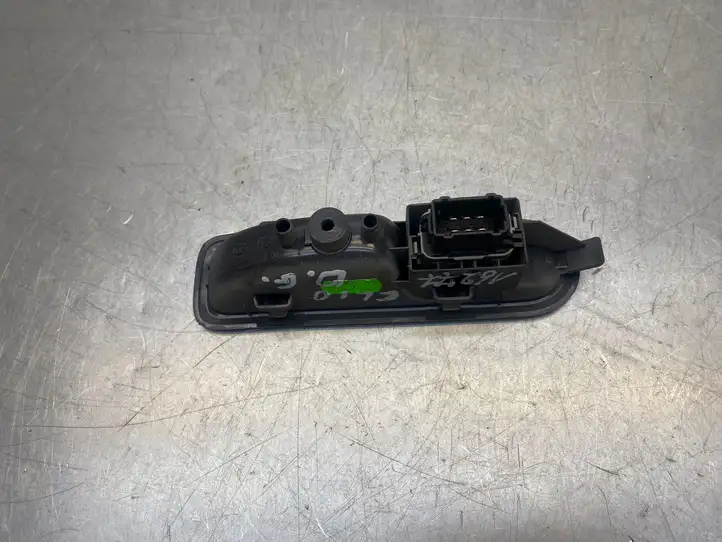 Renault Clio III (2005 - 2012) 220420 Кнопка стеклоподъемников — фото 3