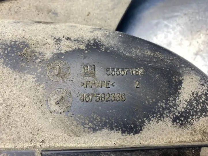 Opel Corsa D (2006 - 2010) 55557182 Трубка подачи воздуха — фото 2