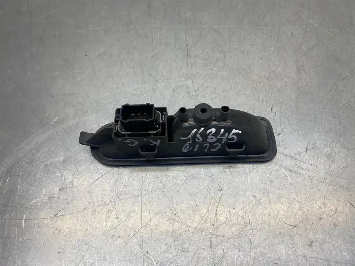 Renault Clio III (2005 - 2012) 220420 Кнопка стеклоподъемников — фото 3