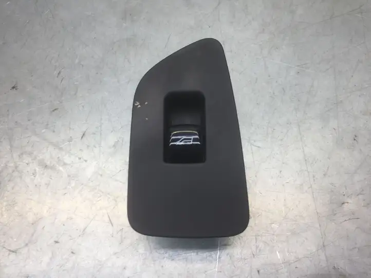 Volvo XC90 (2019 - ) 31376458 Кнопка стеклоподъемников — фото 1