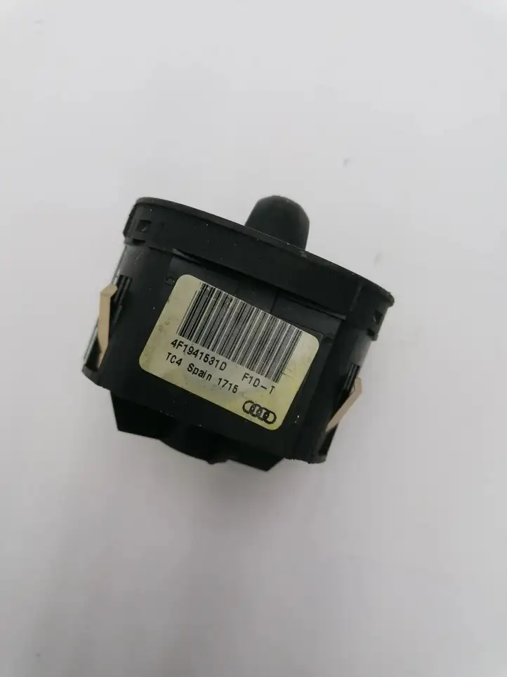 Audi A6 S6 C6 4F (2004 - 2008) 4F1941531 Включатель фонарей — фото 2
