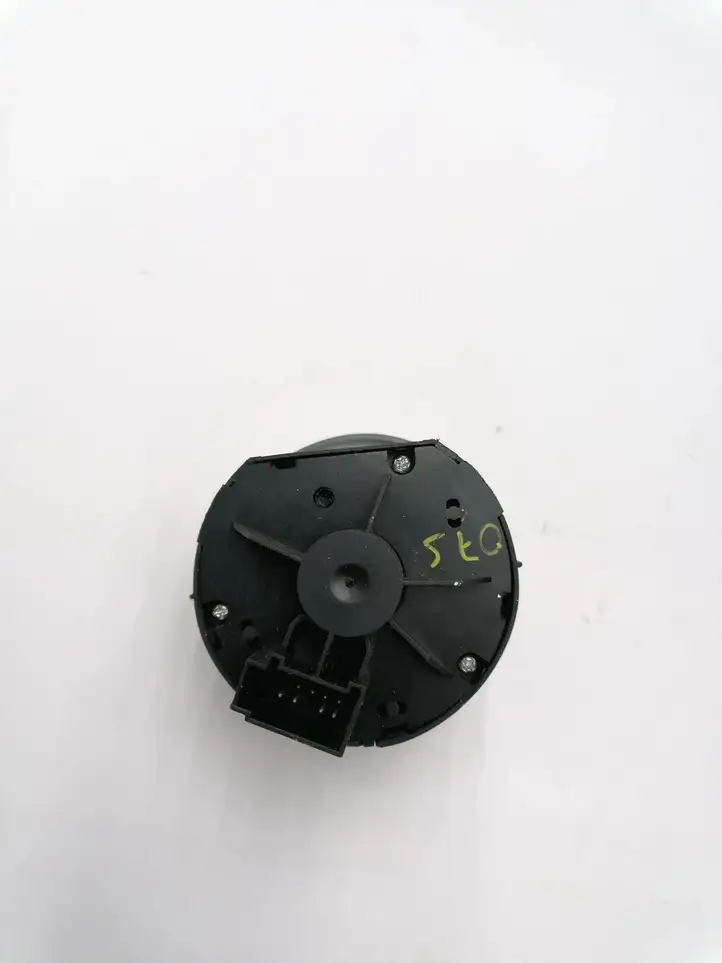Audi A6 S6 C6 4F (2004 - 2008) 4F1941531 Включатель фонарей — фото 4