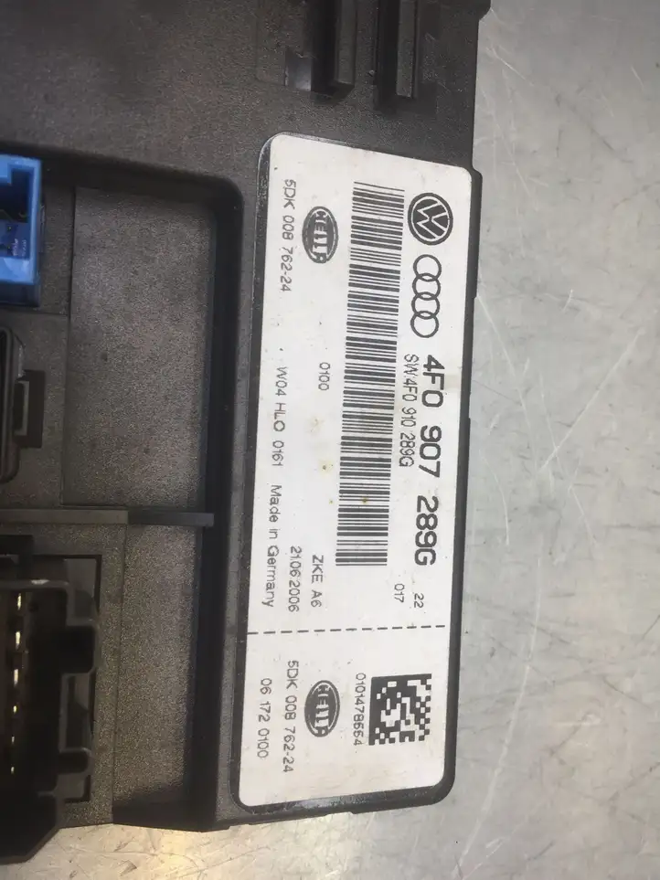 Audi A6 S6 C6 4F (2004 - 2008) 4F0907289G Модуль комфорта — фото 3