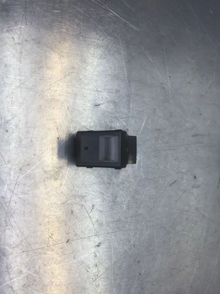 Audi A4 S4 B7 8E 8H (2004 - 2009) 8E0959855 Кнопка стеклоподъемников — фото 3
