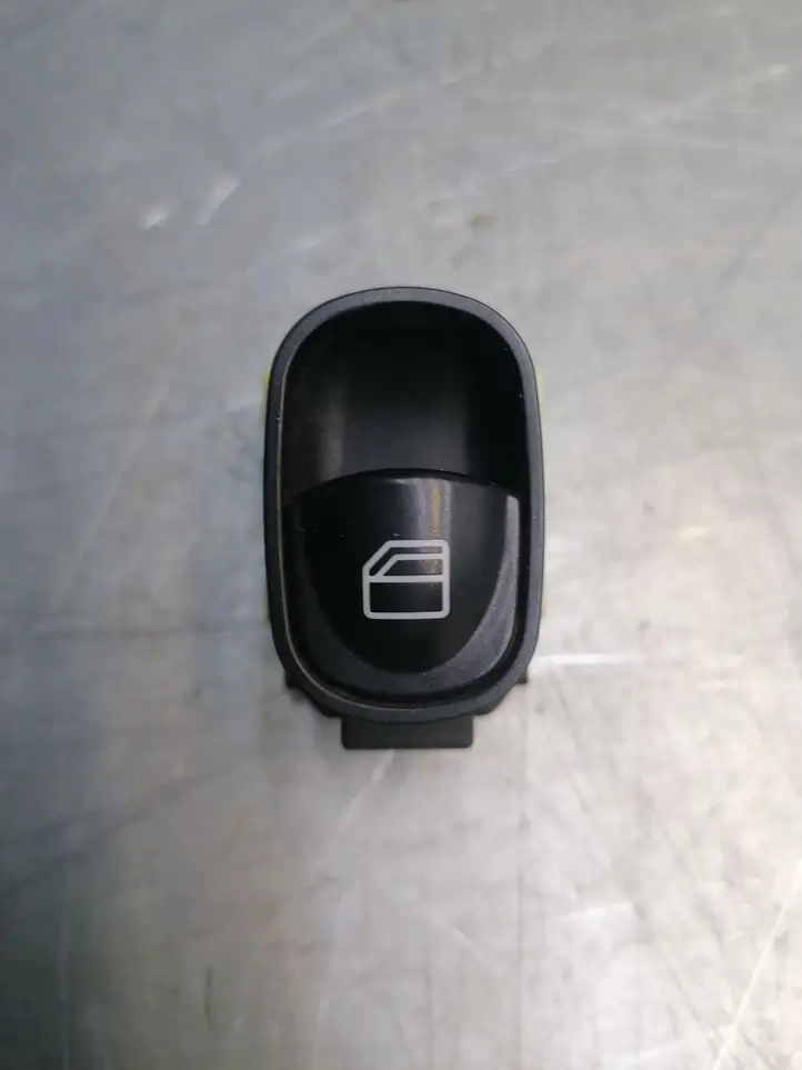 Mercedes-Benz C W203 (2000 - 2007) A2038200210 Блок кнопок стеклоподъемников — фото 1