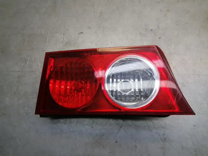 Honda Accord (2003 - 2007) P3214R Задний фонарь в крышке багажника — фото 1