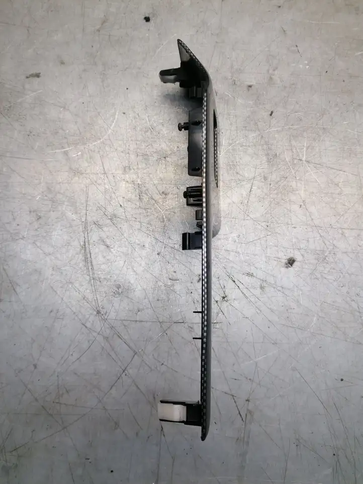 Honda Accord (2003 - 2007) 42SEA Накладка кнопки стеклоподъемника — фото 2