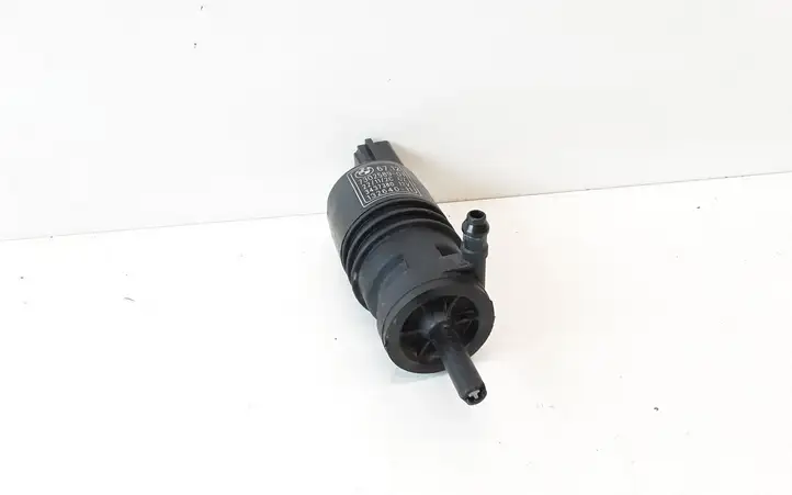 BMW 3 E90 E91 (2005 - 2012) 7302589 Насос омывателя стекла — фото 1