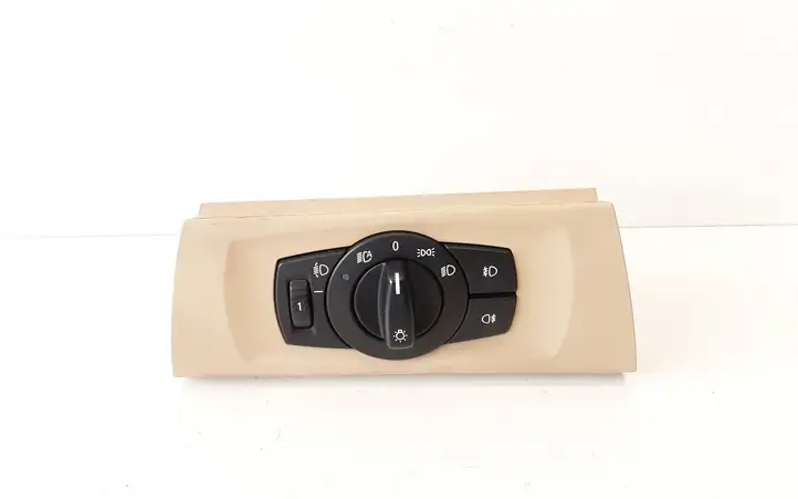 BMW 3 E90 E91 (2005 - 2012) 6932792 Включатель фонарей — фото 1