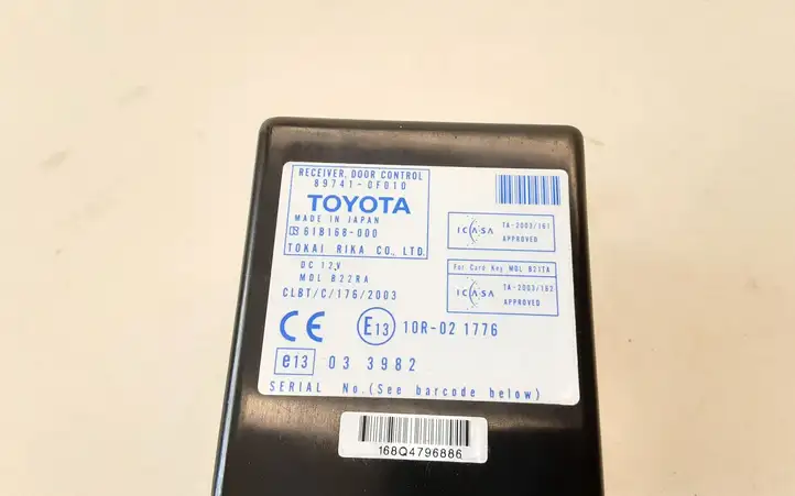 Toyota Corolla Verso AR10 (2004 - 2009) 897410F010 Блок управления дверью — фото 3