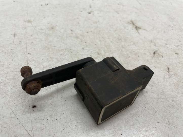 Mercedes-Benz E W211 (2002 - 2009)  A0105427717 Датчик высоты (фар)