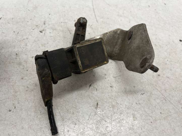 Mercedes-Benz E W211 (2002 - 2009)  A0105427717 Датчик высоты (фар)