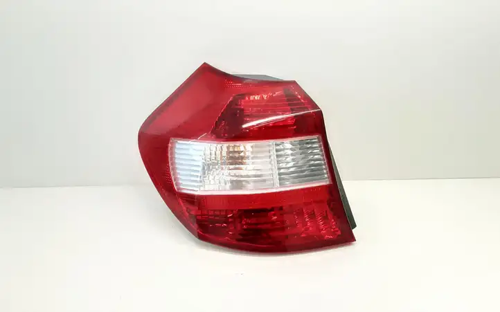 BMW 1 E81 E87 (2004 - 2011) 6924501 Задний фонарь в кузове — фото 1