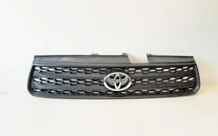 Toyota RAV 4 (XA20) (2000 - 2005) 5311142070 Верхняя решетка радиатора — фото 1
