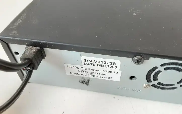 Toyota Corolla Verso AR10 (2004 - 2009) PZ4620037100 Магнитола / мультимедийная система — фото 2