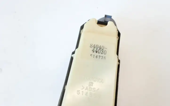 Toyota Avensis Verso (2001 - 2004) 8404044030 Блок кнопок стеклоподъемников — фото 3