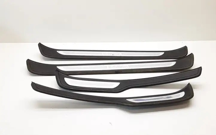 BMW 3 E90 E91 (2005 - 2012) 79071539 Внутренняя отделка переднего порога — фото 1
