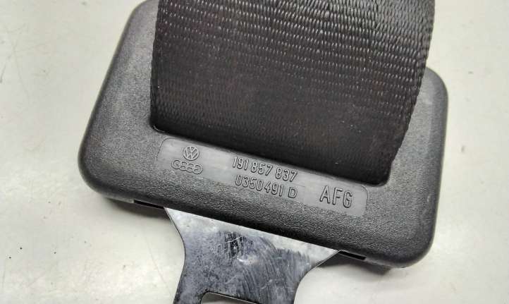Audi A3/S3 8L (2000 - 2003)  191857837 Задний средний замок ремня