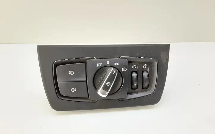 BMW 3 F30 F35 F31 (2012 - 2018) 9265305 Включатель фонарей — фото 1