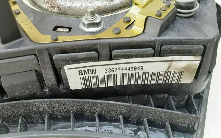 BMW 5 E60 E61 (2004 - 2010) 76072866 Подушка безопасности руля — фото 4