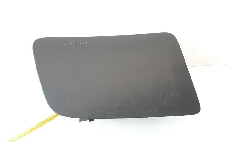 Toyota Avensis Verso (2001 - 2004) C0344 Подушка безопасности пассажира — фото 2