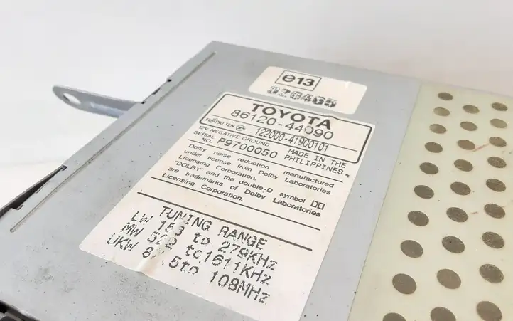 Toyota Avensis Verso (2001 - 2004) 8612044090 Магнитола / мультимедийная система — фото 3
