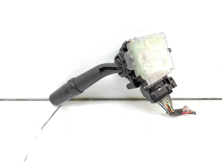 Toyota Avensis T250 (2006 - 2009) 173654 Переключатель стеклоочистителей — фото 1