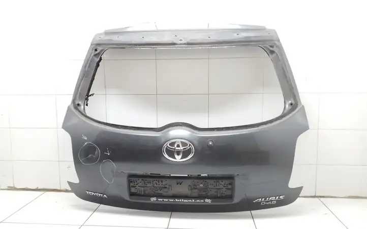 Toyota Auris 150 (2006 - 2012) Крышка багажника — фото 1