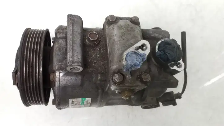 Volkswagen Touran I (2003 - 2010) 1K0820859F Компрессор (насос) кондиционера воздуха — фото 1