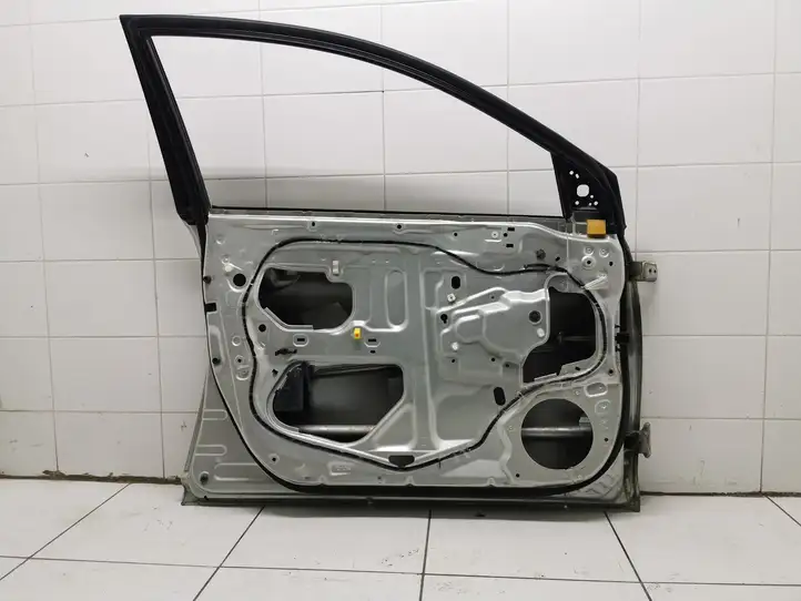 Toyota Avensis T250 (2003 - 2006) Дверь — фото 4