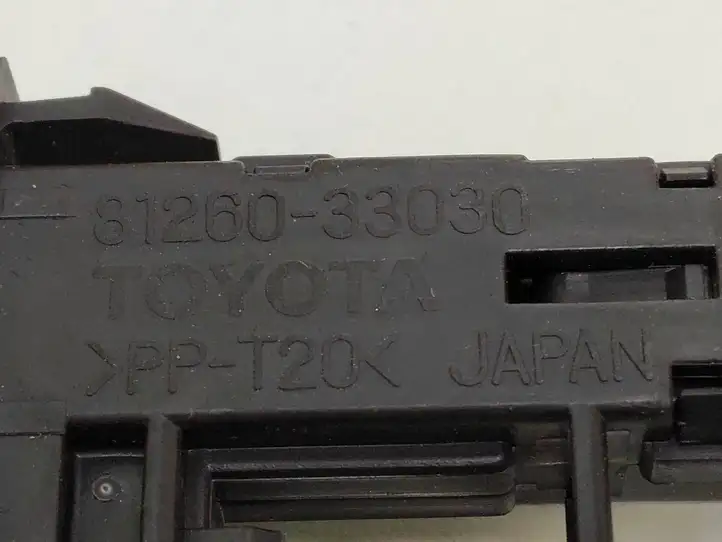 Toyota Avensis T250 (2003 - 2006) 8126033030 Лампа подсветки бардачка — фото 2