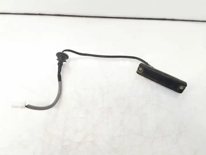 Toyota Avensis T250 (2003 - 2006) 15A563 Кнопка закрытия крышки багажника — фото 1