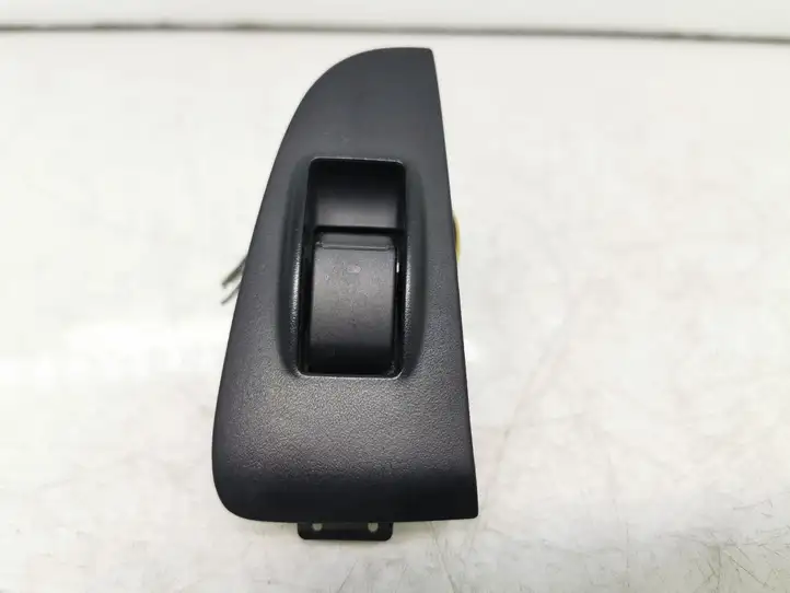 Toyota Avensis T250 (2006 - 2009) 7427105020 Блок кнопок стеклоподъемников — фото 1