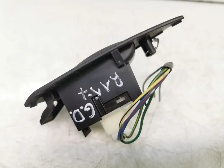 Toyota Avensis T250 (2006 - 2009) 7427105020 Блок кнопок стеклоподъемников — фото 2