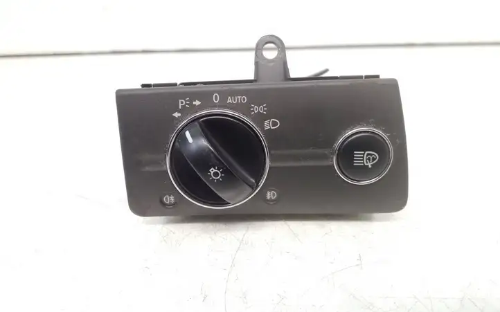 Mercedes-Benz E W211 (2002 - 2009) 2115450104 Включатель фонарей — фото 1