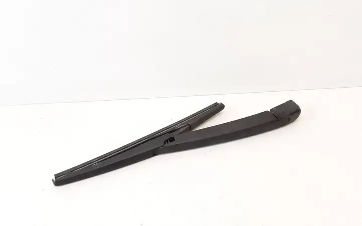 Toyota Corolla Verso AR10 (2004 - 2009) 0621N4 Поводок заднего стеклоочистителя — фото 1