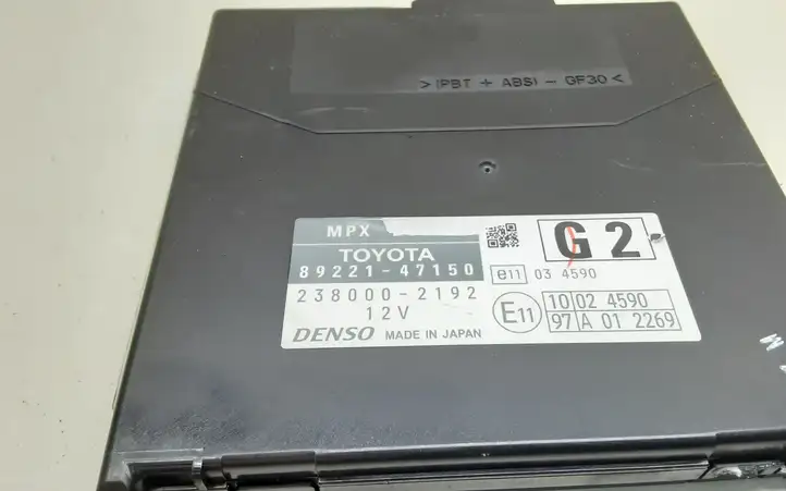 Toyota Prius (XW30) (2009 - 2015) 8922147150 Модуль комфорта — фото 3