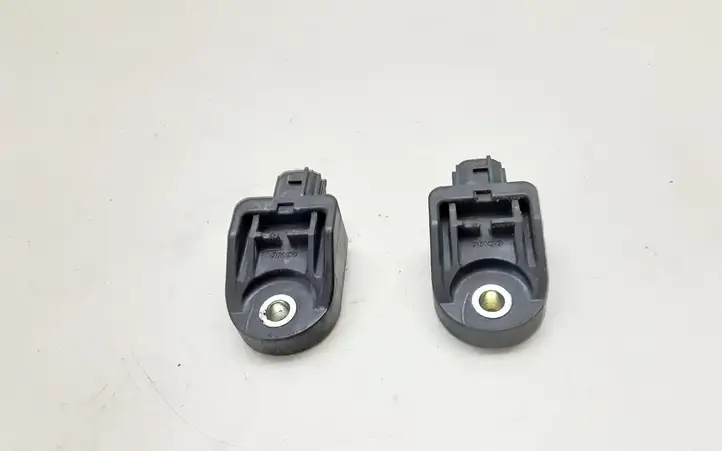 Toyota Prius (XW30) (2009 - 2015) 8917375010 Датчик удара SRS — фото 1