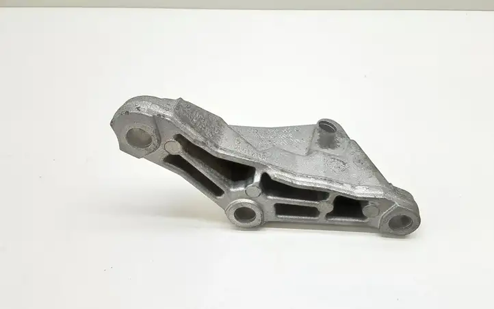 BMW 5 F10 F11 (2009 - 2016) 7810698 Кронштейн топливного насоса — фото 1
