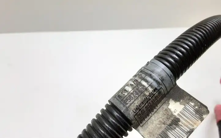 BMW 5 F10 F11 (2009 - 2016) 8512479 Прочая электропроводка — фото 2