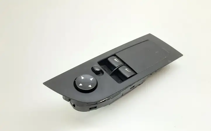 BMW 3 E92 E93 (2005 - 2014) 9132165 Кнопка стеклоподъемников — фото 1