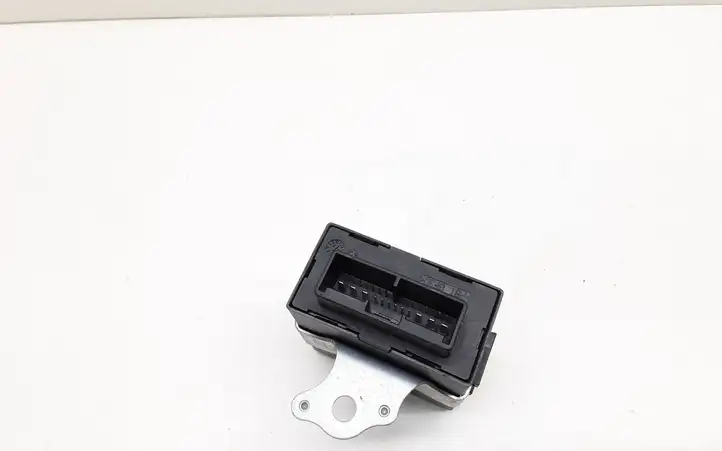 Toyota Avensis T270 (2009 - 2012) 8594005060 Реле стеклоочистителей — фото 3