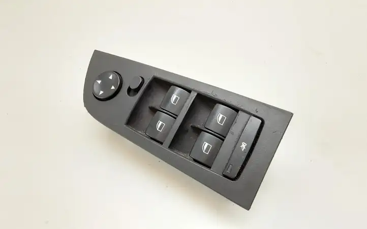 BMW 3 E90 E91 (2005 - 2012) 6948637 Кнопка стеклоподъемников — фото 1