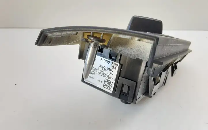 BMW 3 E90 E91 (2005 - 2012) 6932792 Включатель фонарей — фото 2