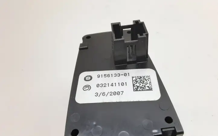 BMW X5 E70 (2006 - 2013) 9156133 Кнопка ручного тормоза — фото 2